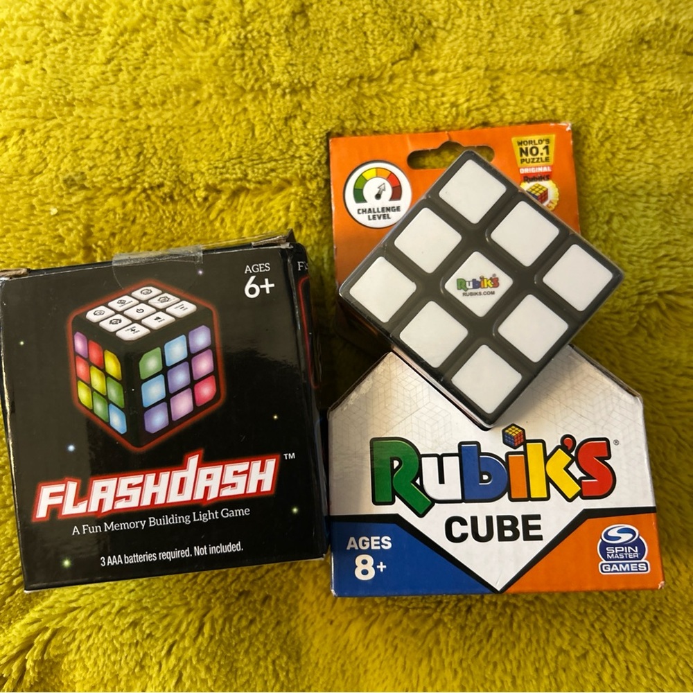 Rubik's Cube & Flash Dash
Memory Game New - Picture 3 of 5